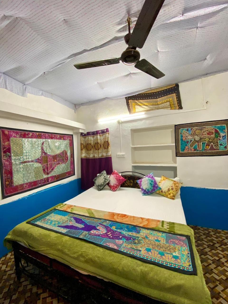 Mirvana Guest House & Camel Safari Jaisalmer Εξωτερικό φωτογραφία